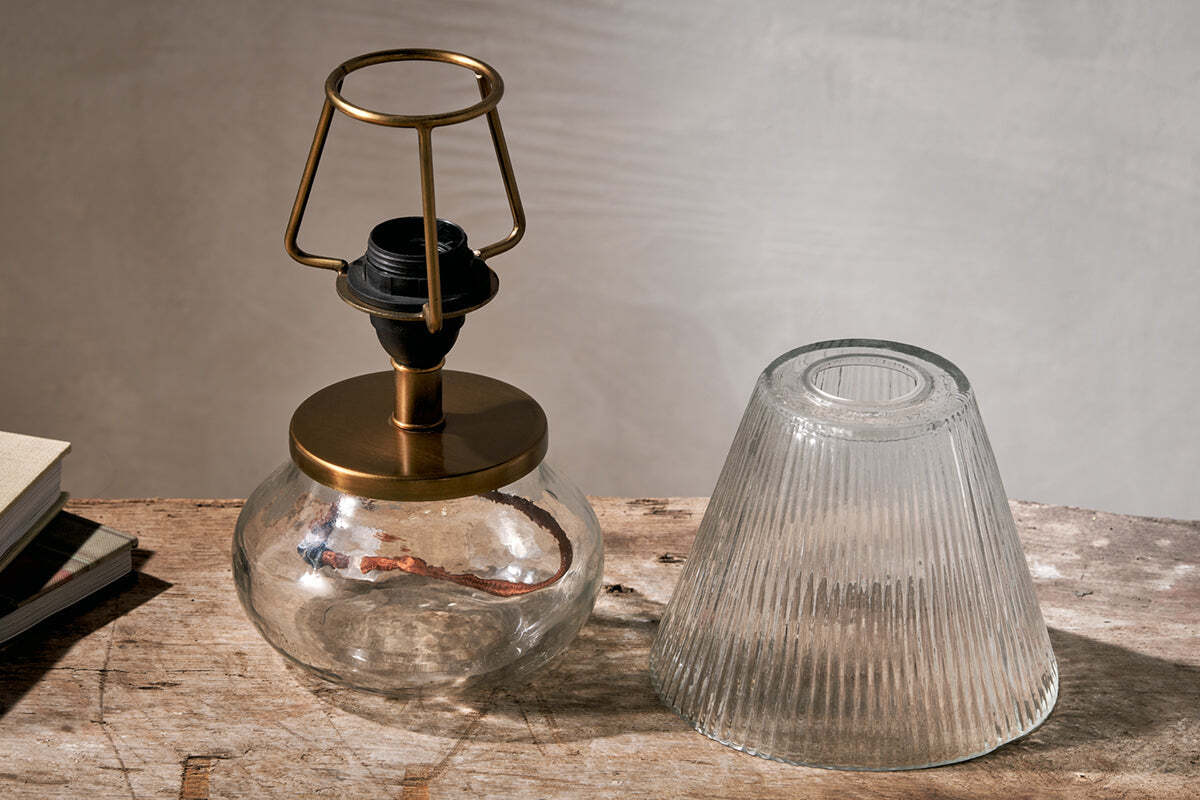 Dimalai Recycled Glass Table Lamp - Clear - Image 5