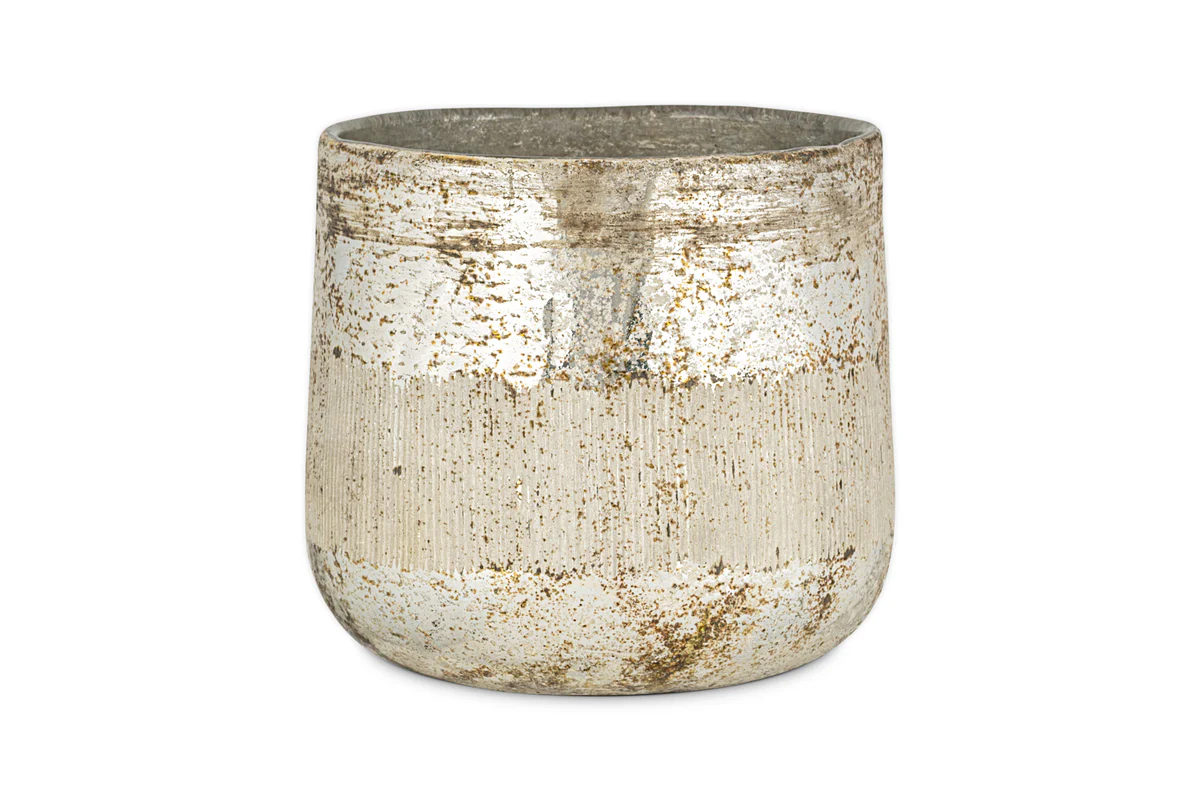 Juniper & Fir 3 Wick Scented Candle - Antique Gold - Image 9