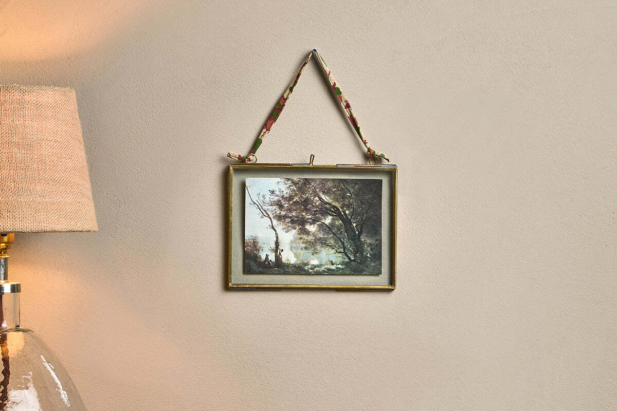 Kiko Brass Frame - Image 6