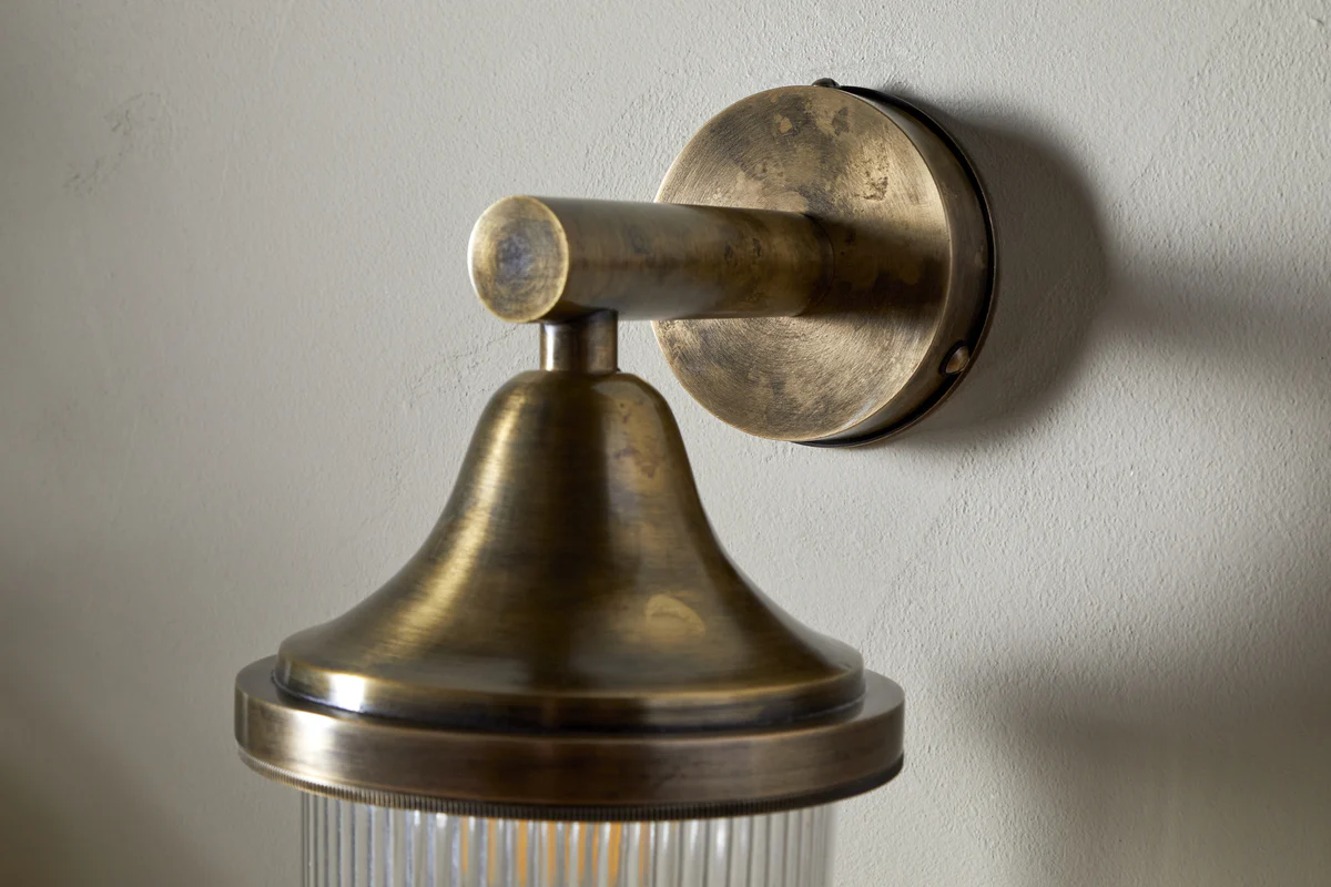 Magola Outdoor Wall Lamp - Antique Brass - Image 5