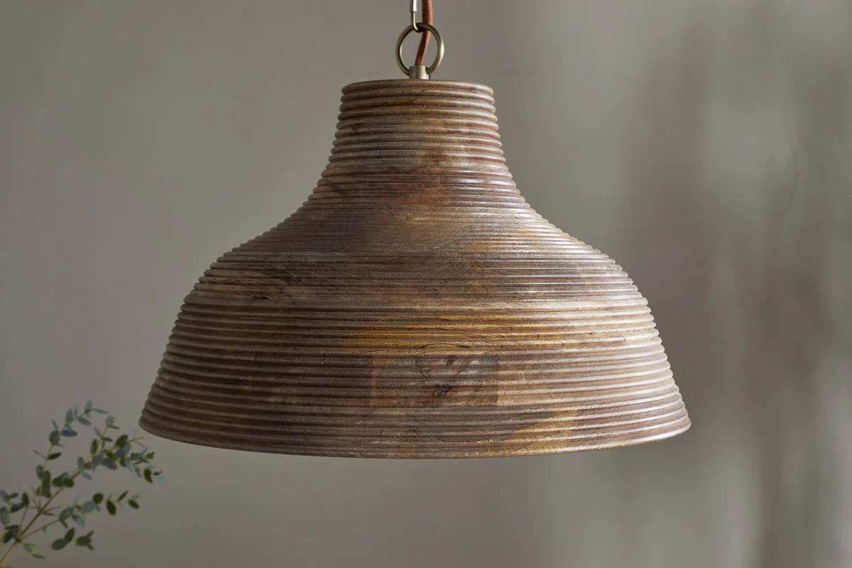 Nadi Grooved Wood Pendant - Natural & Antique Brass - Image 4