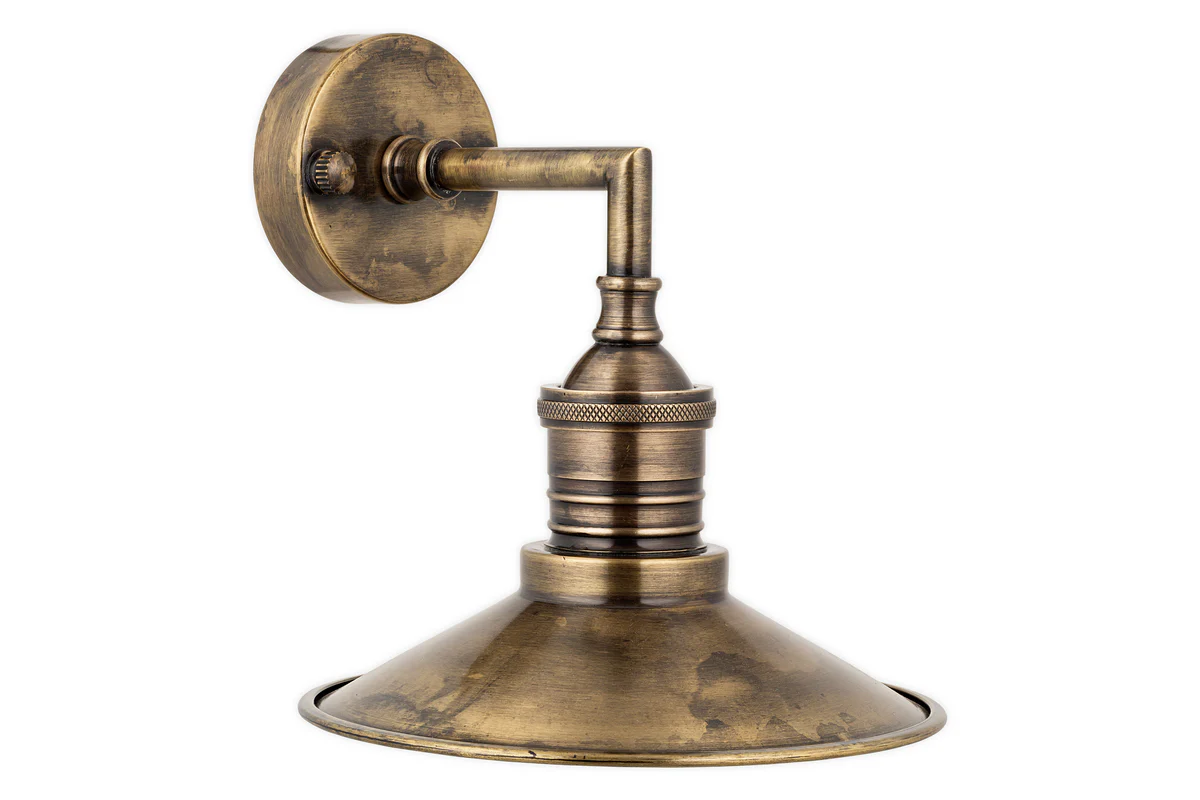 Najja Brass Wall Lamp - Antique Brass - Image 6
