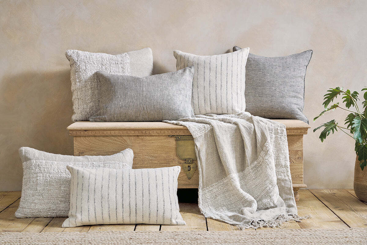 Puli Recycled Linen Throw - Natural - Image 5