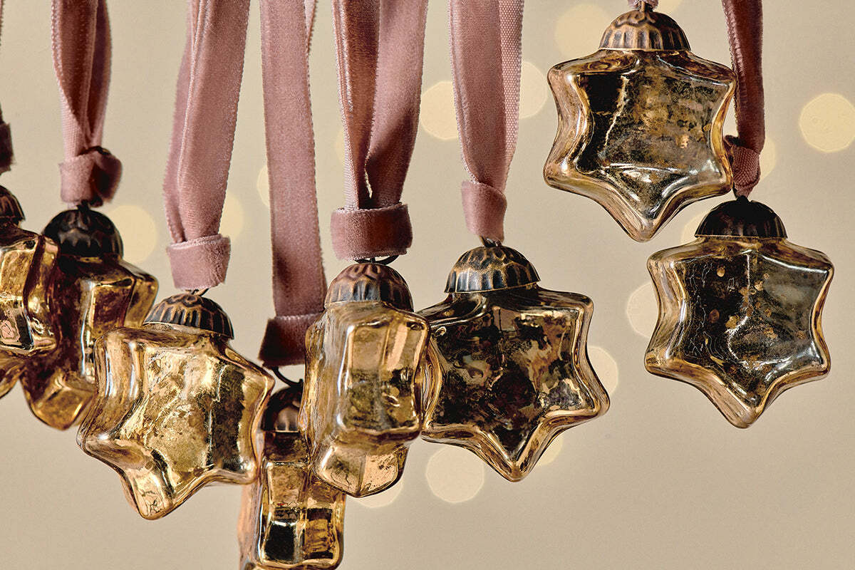 Sardi Star Baubles - Gold (Set of 12) - Image 4